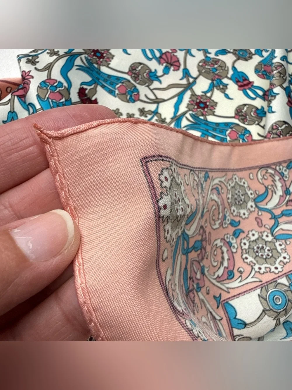 Bursa‎ Silk Art Scarf Wrap Oblong Made in Turkey Floral Pink Blue 66
